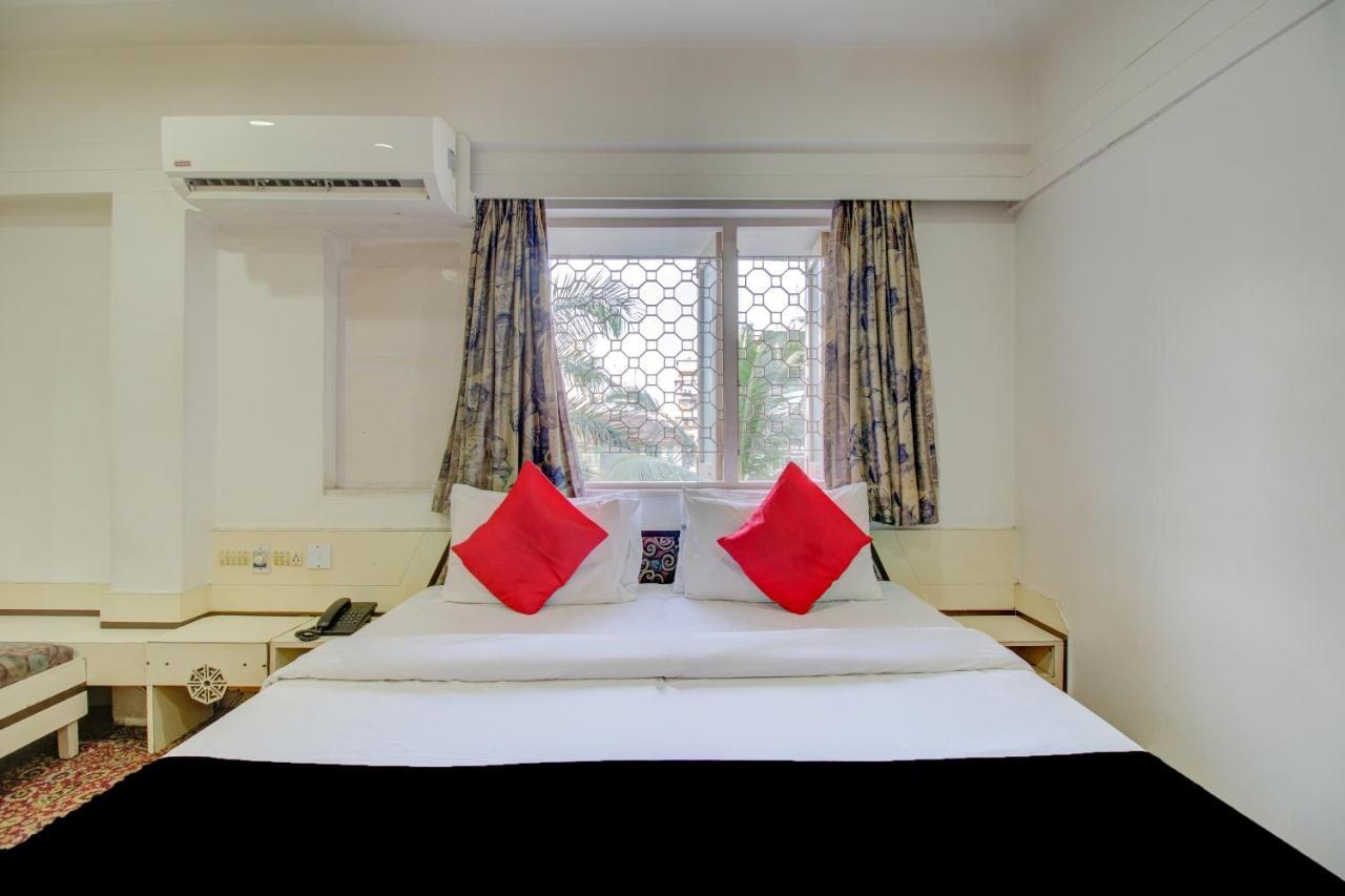 Capital O 76484 Hotel Balwas International Bombaj Exteriér fotografie